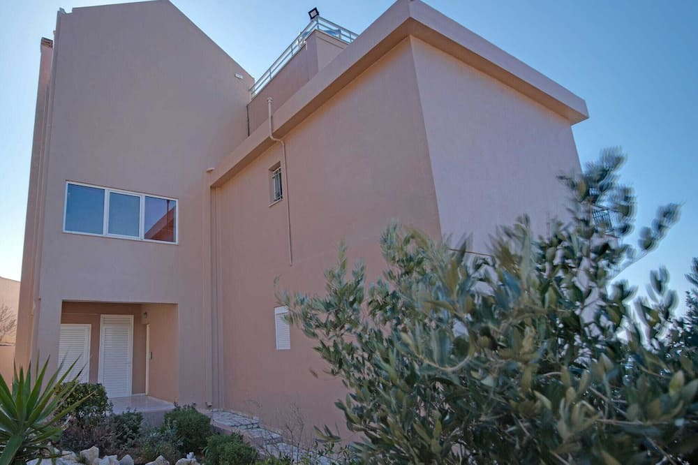 Photo of Outdoor in Saronida