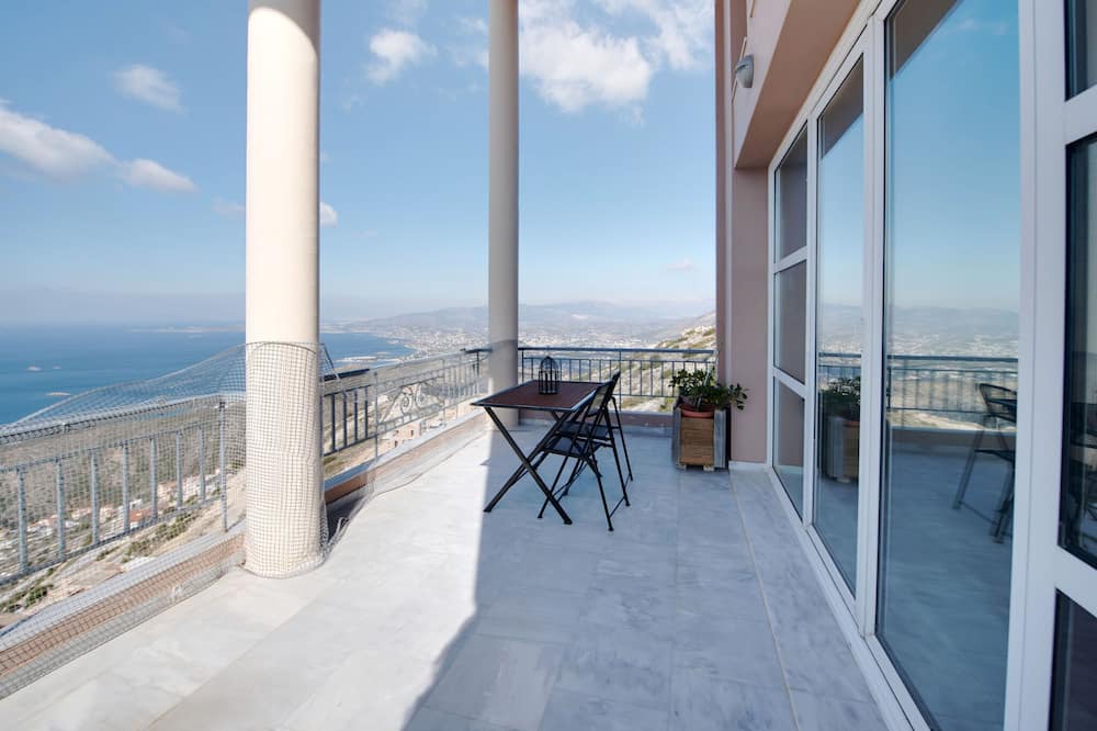 Photo of Patio Balcony in Saronida