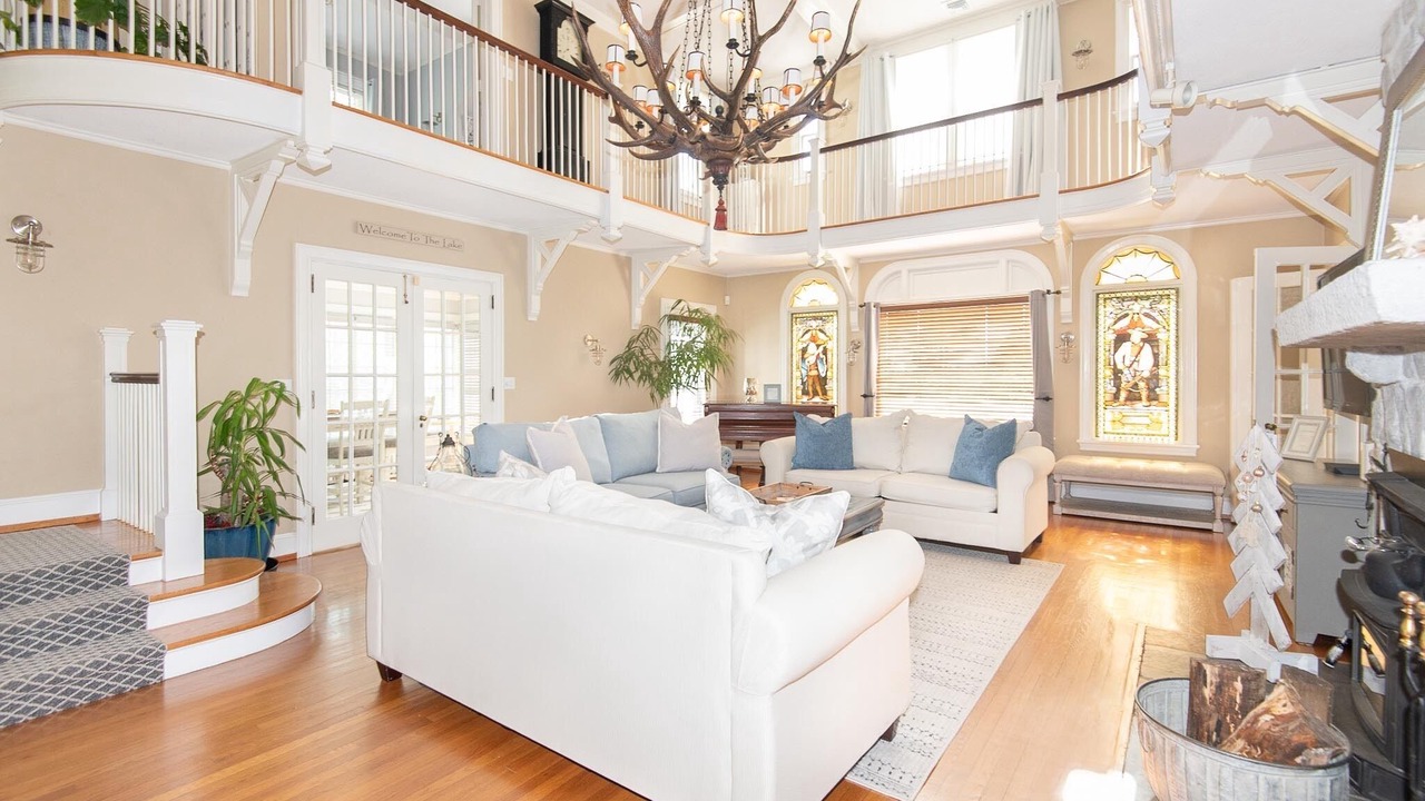 Photo of Livingroom in Amston