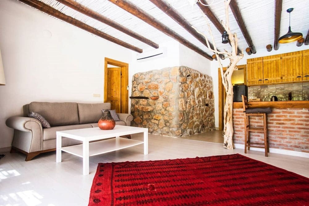 Photo of Livingroom in Akyaka