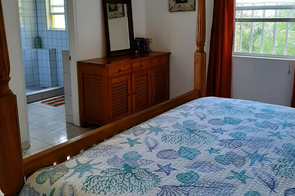 Photo of Bedroom in West End