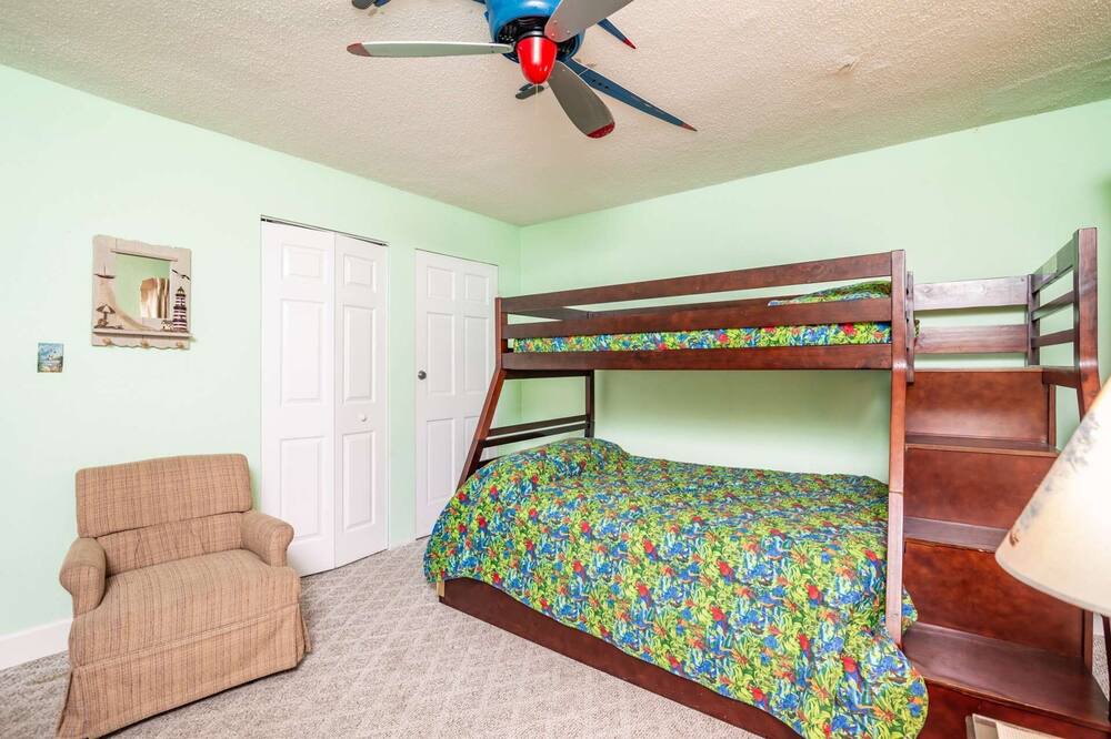 Photo of Bedroom in Garden City