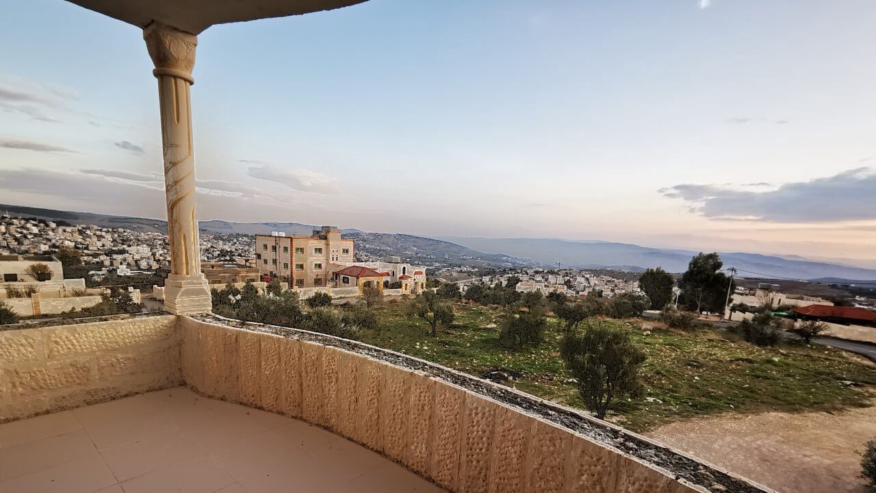 Photo of Patio Balcony in Jerash