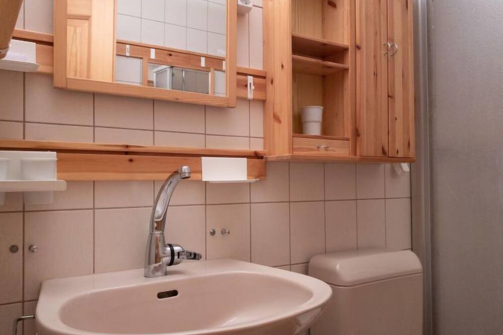 Photo of Bathroom in Saint-Pierre-de-Clages