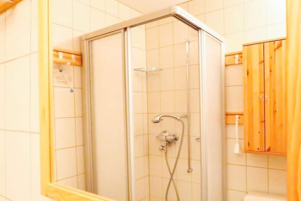 Photo of Bathroom in Saint-Pierre-de-Clages