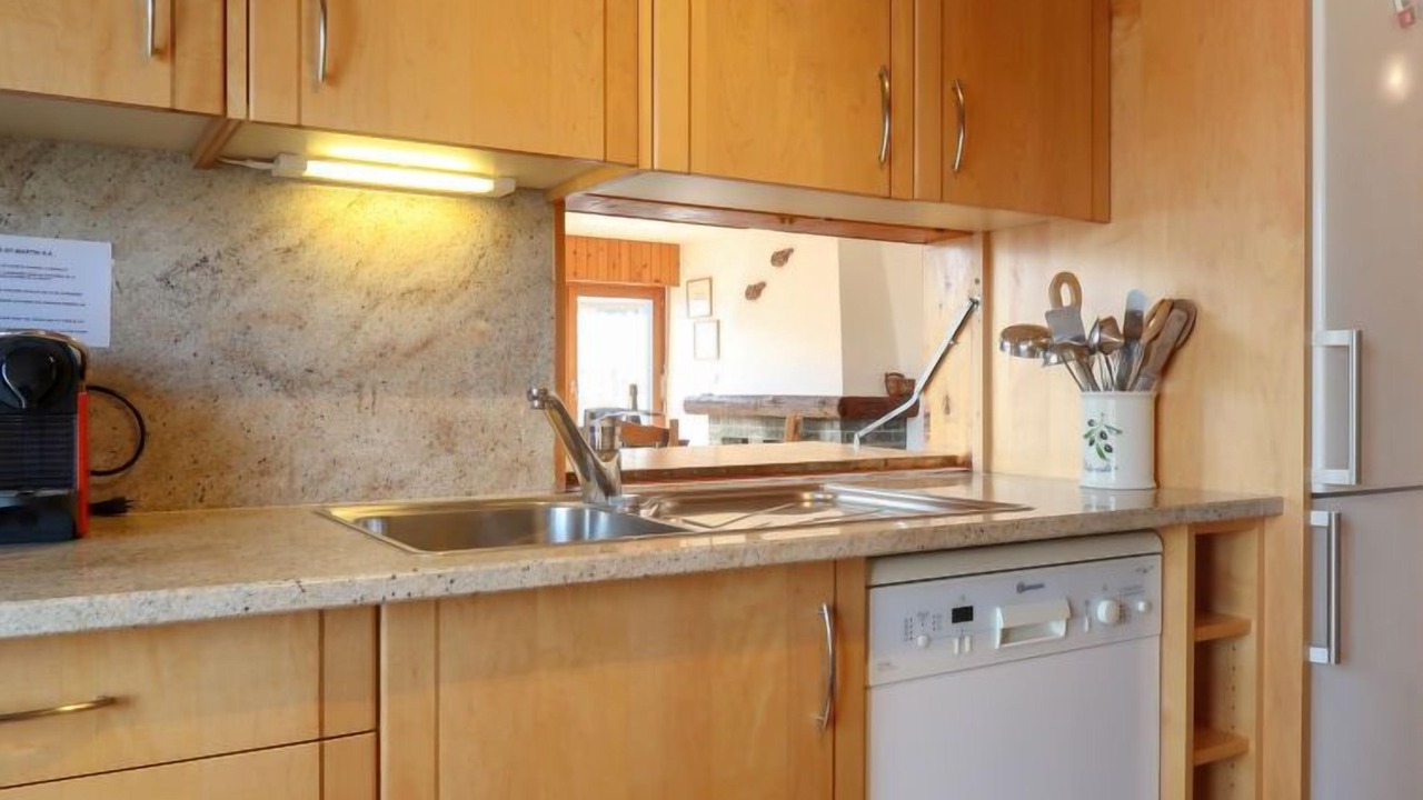 Photo of Kitchen in Saint-Pierre-de-Clages