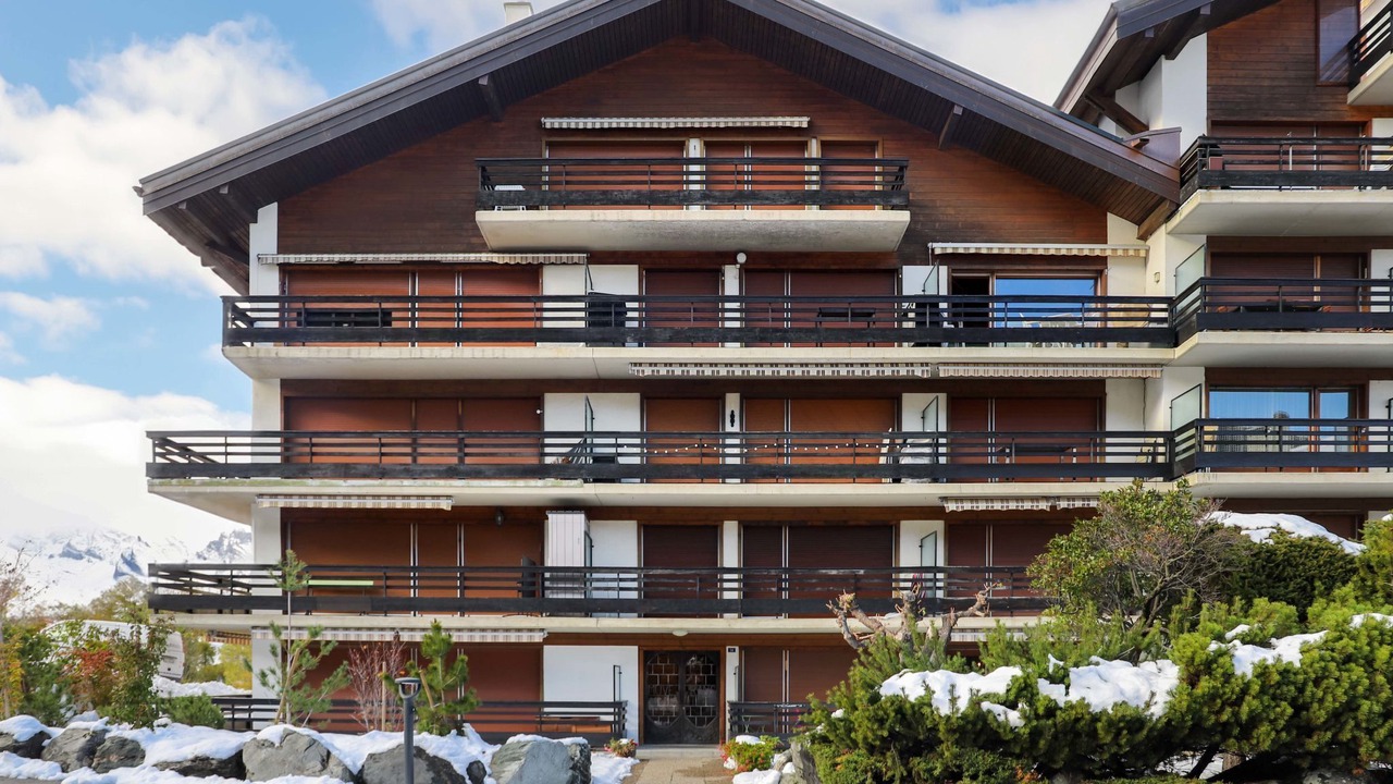 Photo of Outdoor in Saint-Pierre-de-Clages