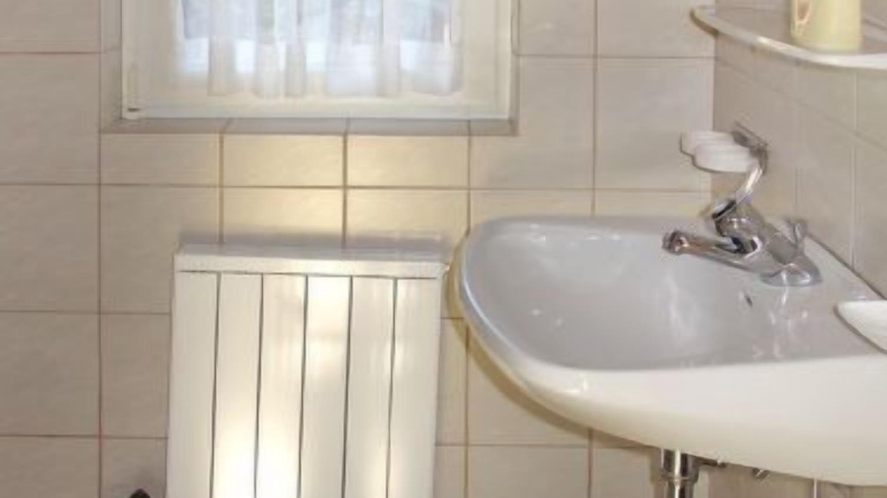 Photo of Bathroom in Juns