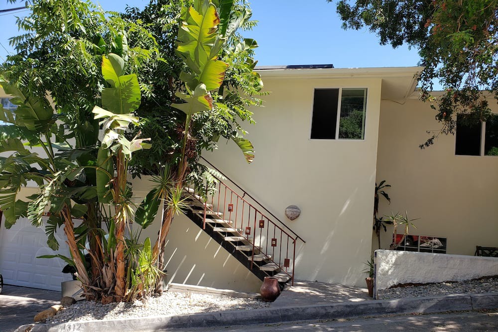 Photo of Outdoor in Adams Hill