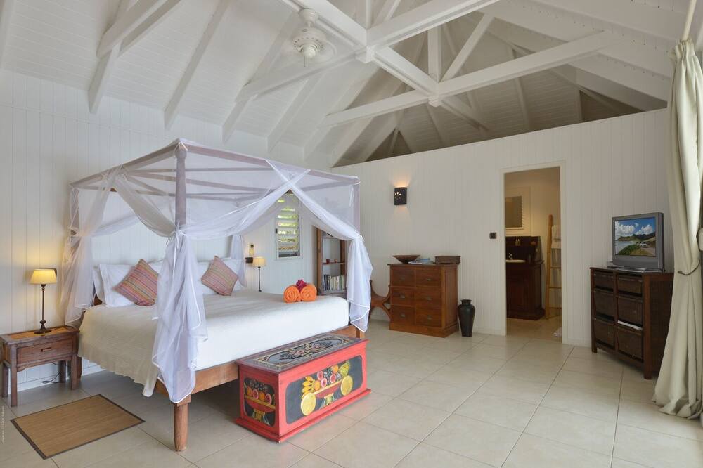 Photo of Bedroom in Public
