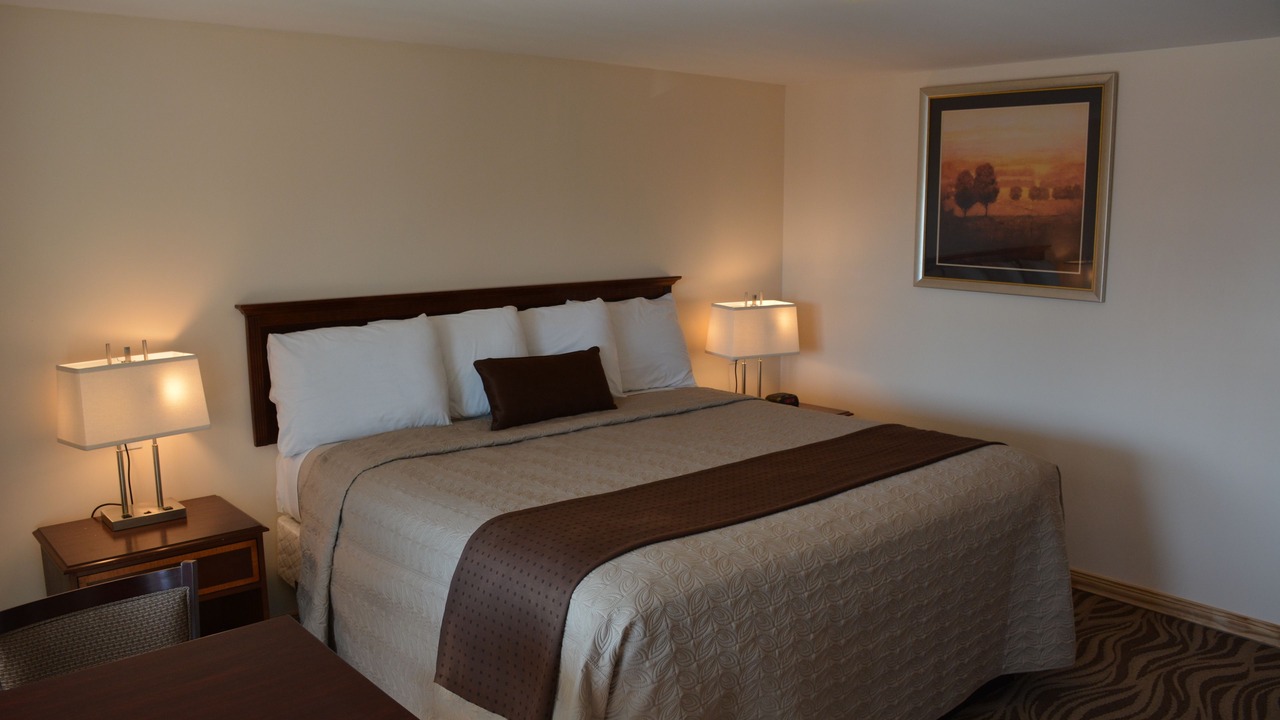 Photo of Bedroom in Old Saybrook