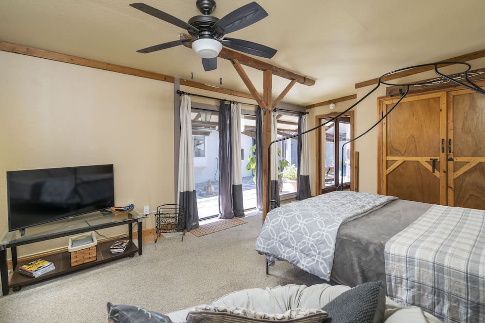 Photo of Bedroom in Val Verde
