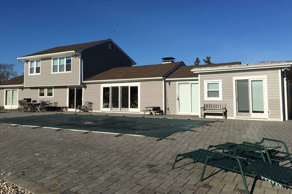 Photo of Outdoor in Hampton Bays