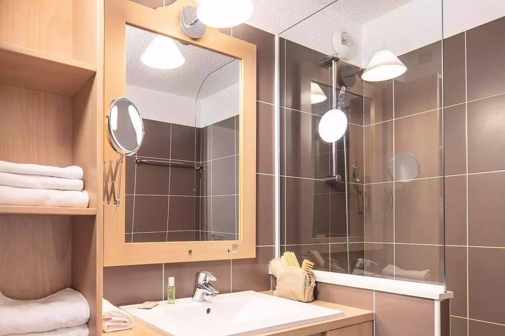 Photo of Bathroom in Bergers