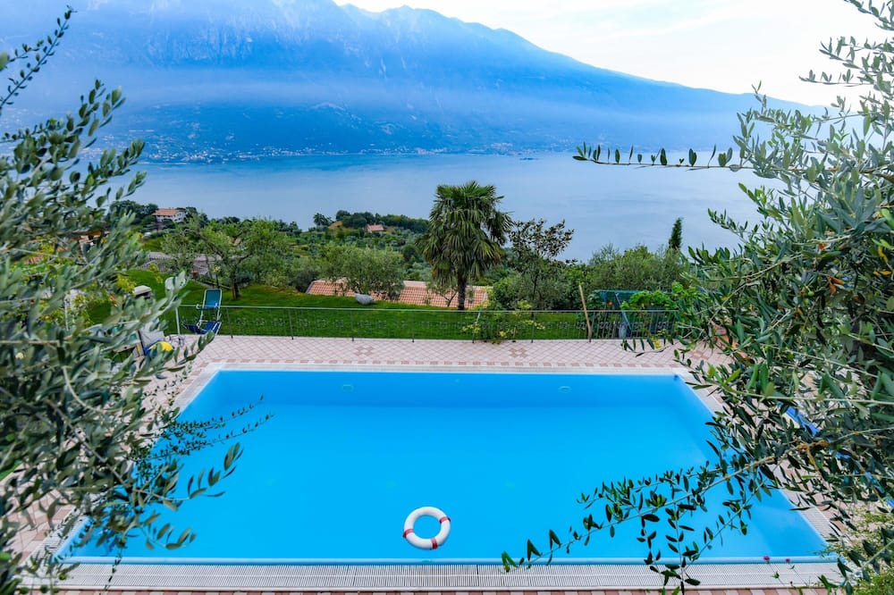 Photo of Outdoor in Arias