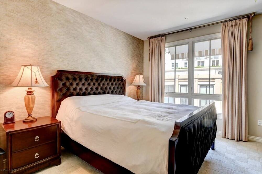 Photo of Bedroom in Downtown