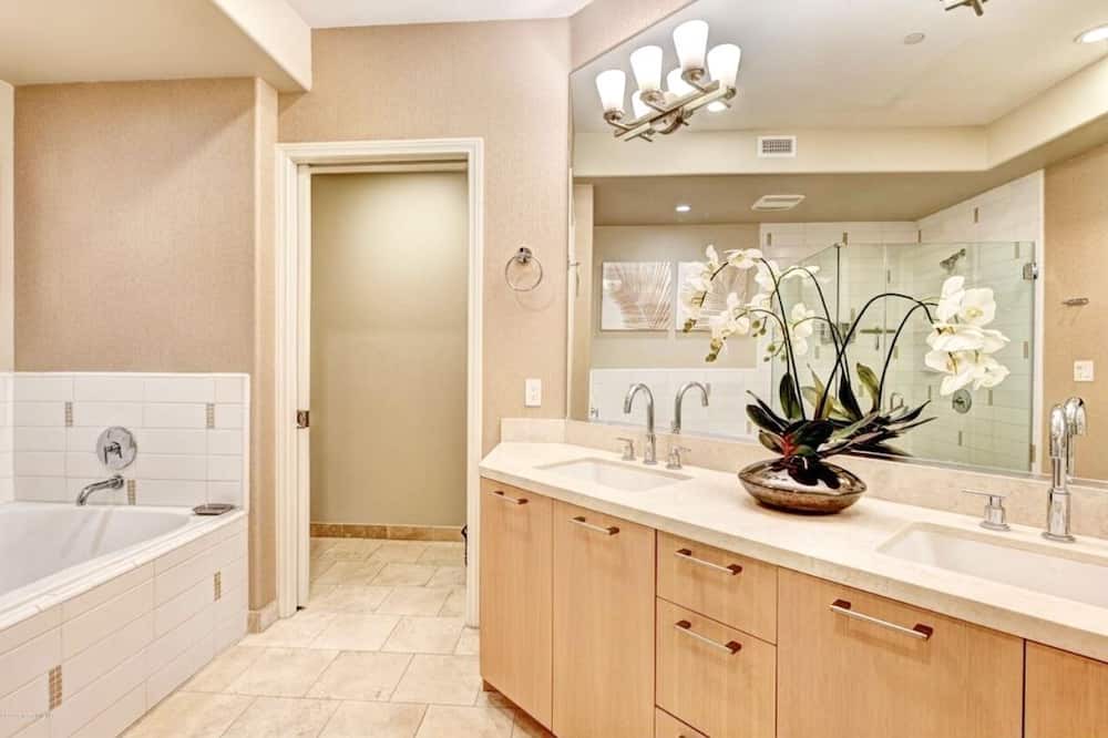 Photo of Bathroom in Downtown