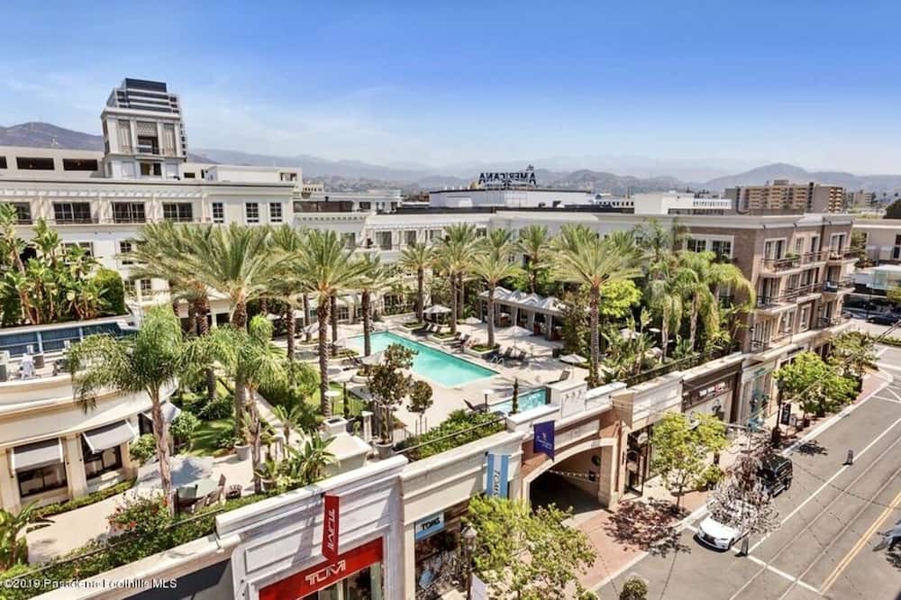 Photo of Outdoor in Downtown