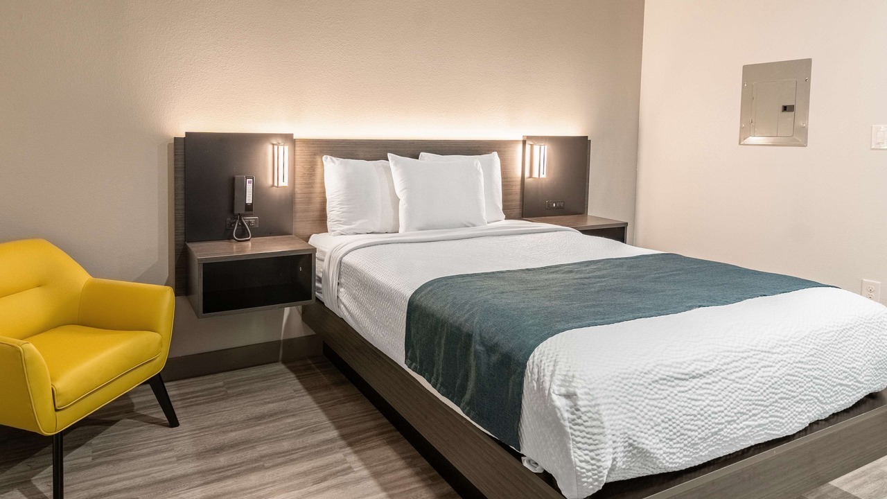 Photo of Bedroom in Mesquite