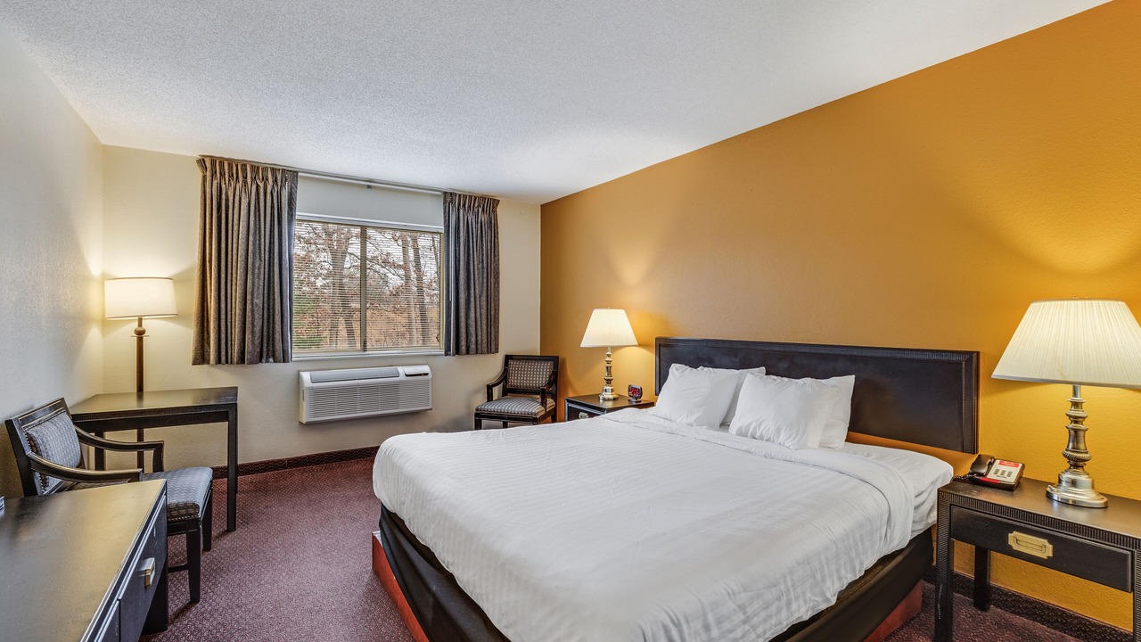 Photo of Bedroom in Whitehall