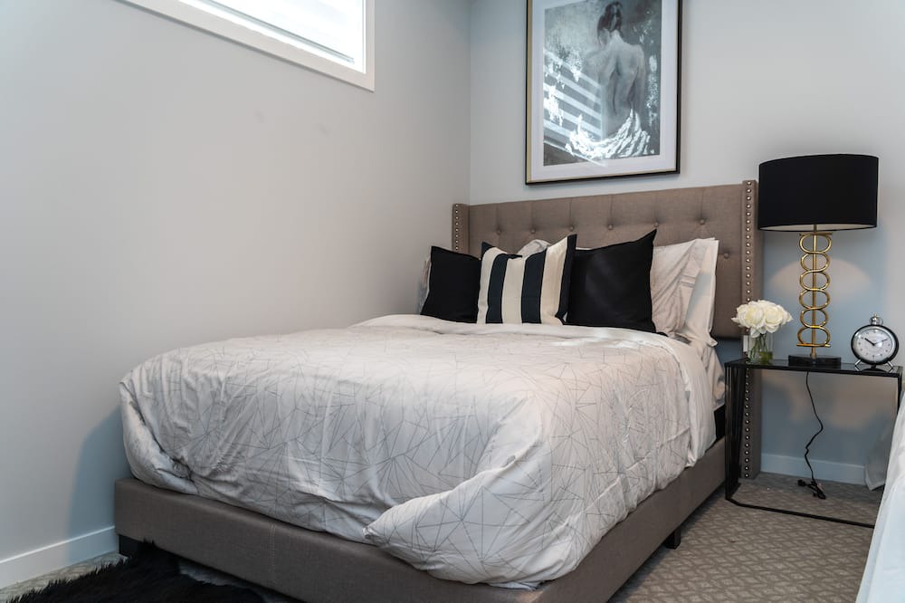 Photo of Bedroom in Highland Park