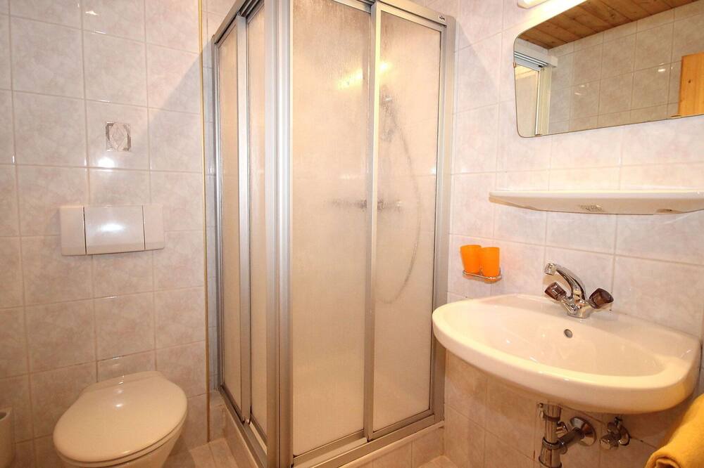 Photo of Bathroom in Kapfing