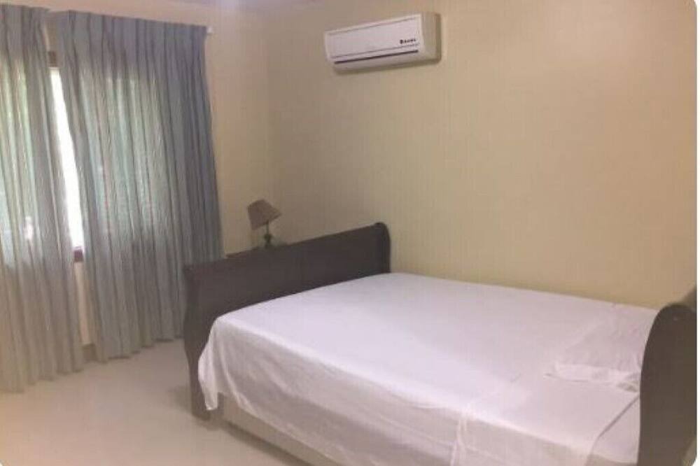 Photo of Bedroom in Saint Andrew