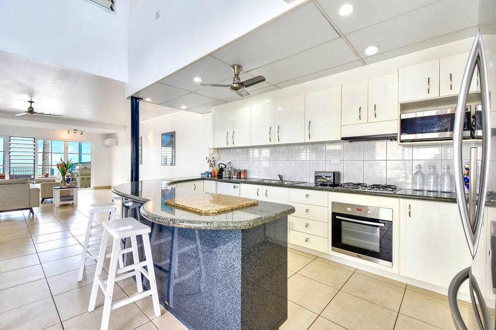 Photo of Kitchen in Cullen Bay