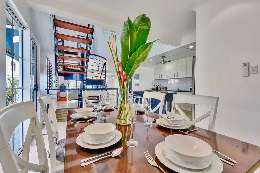 Photo of Kitchen in Cullen Bay