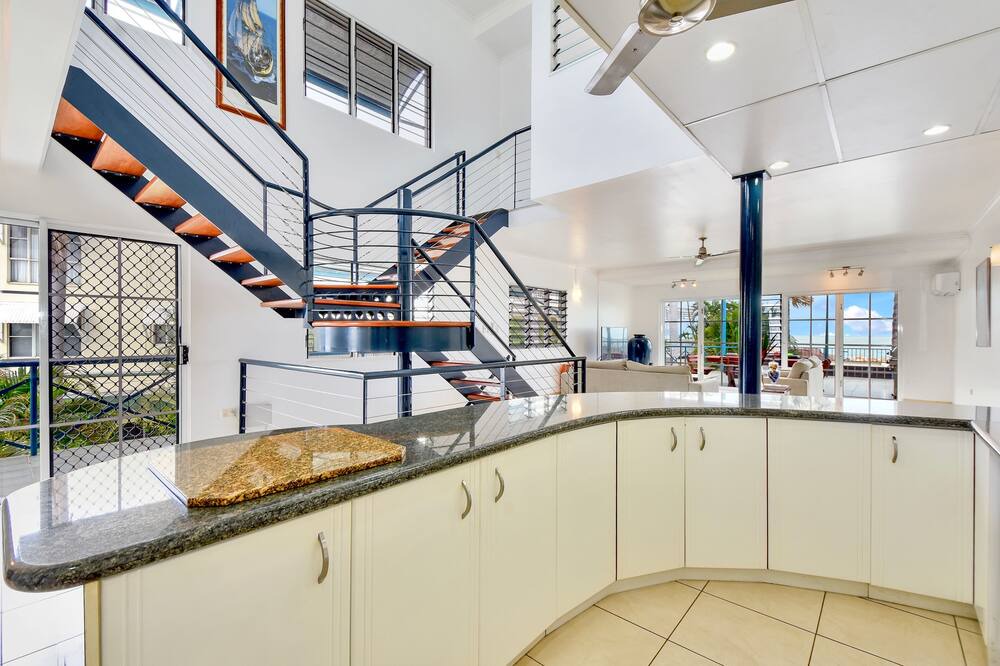 Photo of Kitchen in Cullen Bay