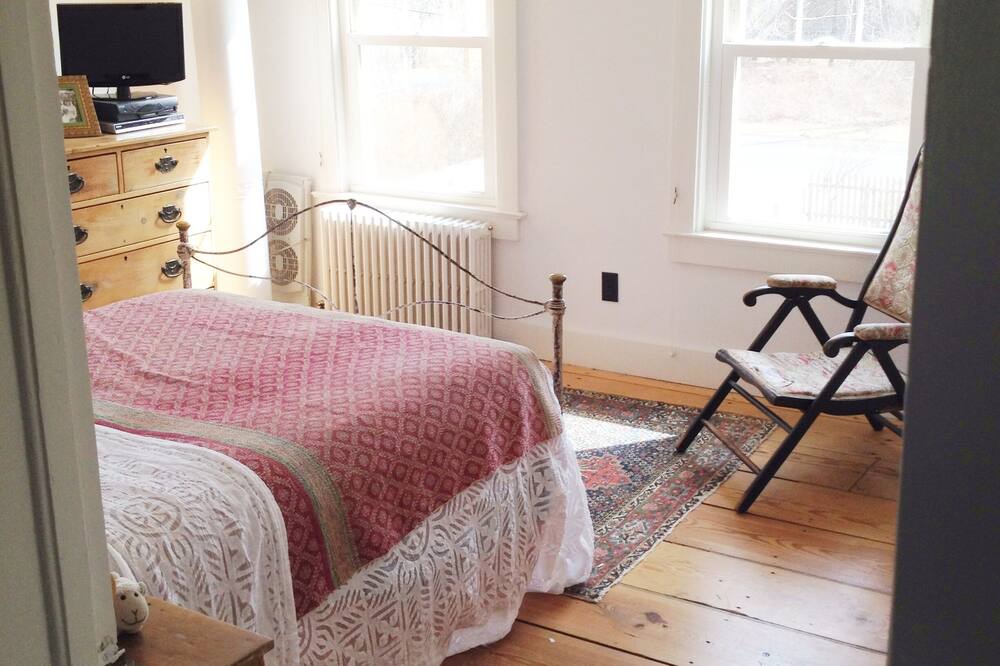 Photo of Bedroom in Amagansett
