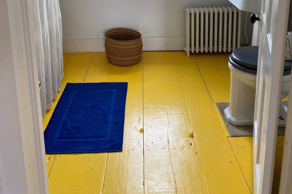 Photo of Bathroom in Amagansett