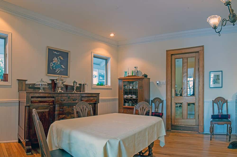 Photo of Bedroom in Georgeville
