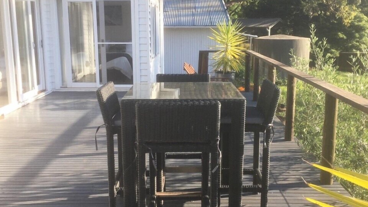 Photo of Outdoor in Red Hill South