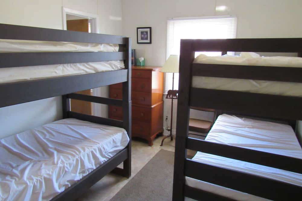 Photo of Bedroom in Wading River