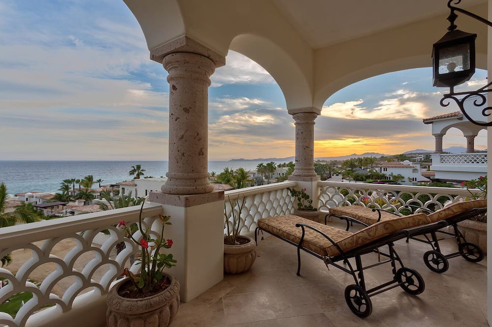 Photo of Patio Balcony in Buzzards