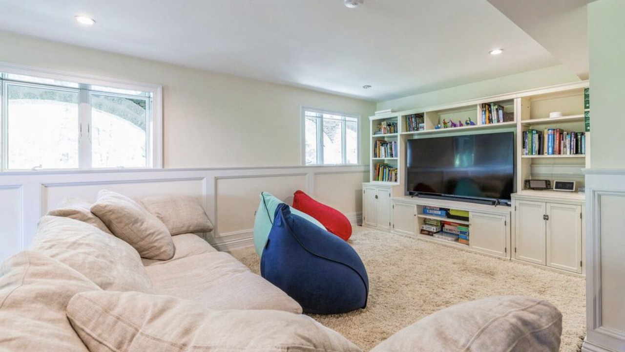 Photo of Livingroom in East Hampton