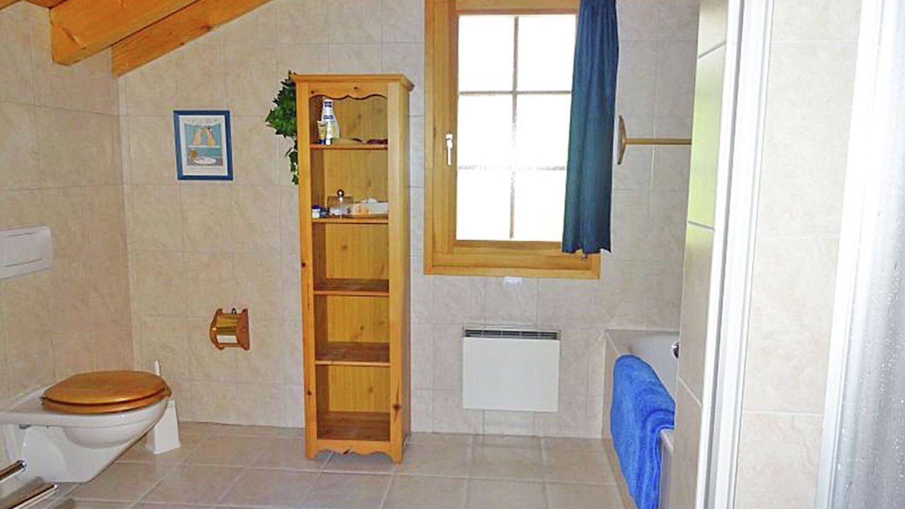 Photo of Bathroom in Vex