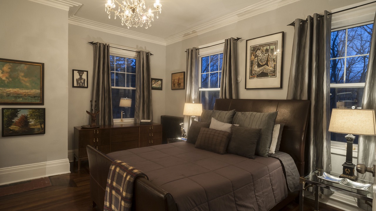 Photo of Bedroom in Troy