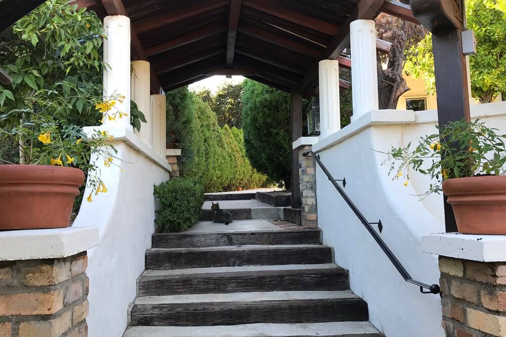 Photo of Outdoor in Val Verde