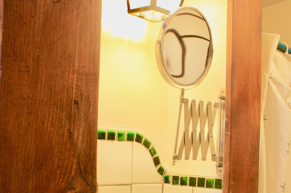 Photo of Bathroom in Val Verde