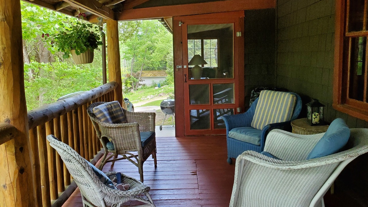 Photo of Patio Balcony in Forest Dale
