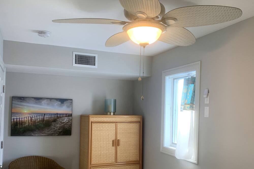 Photo of Others in Saybrook Manor