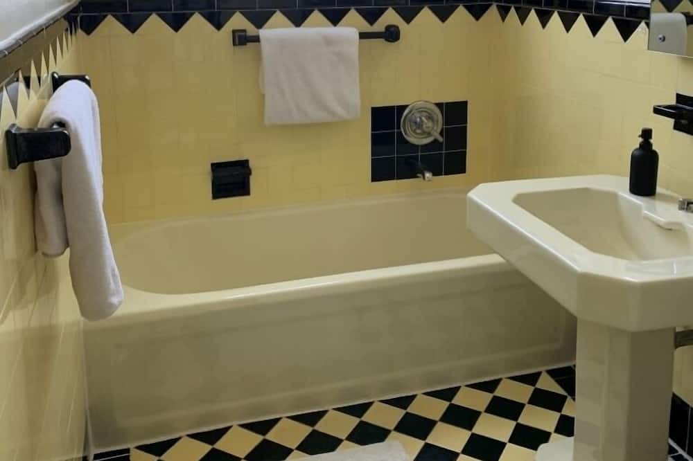 Photo of Bathroom in Marina District