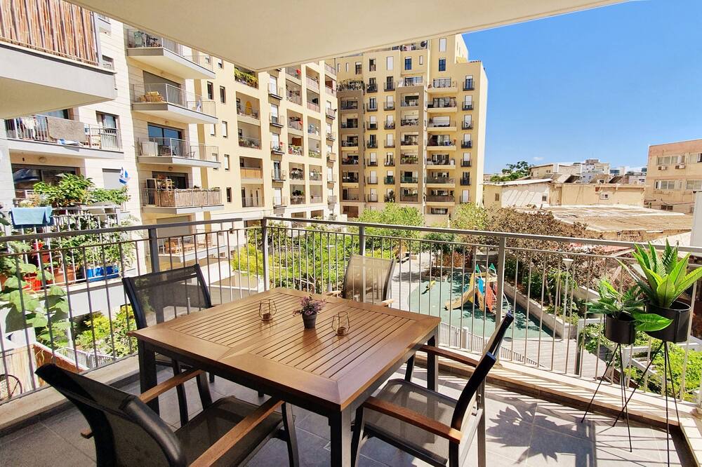 Photo of Patio Balcony in Florentin
