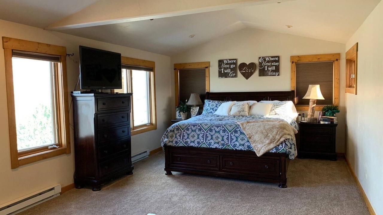 Photo of Bedroom in Snowmass