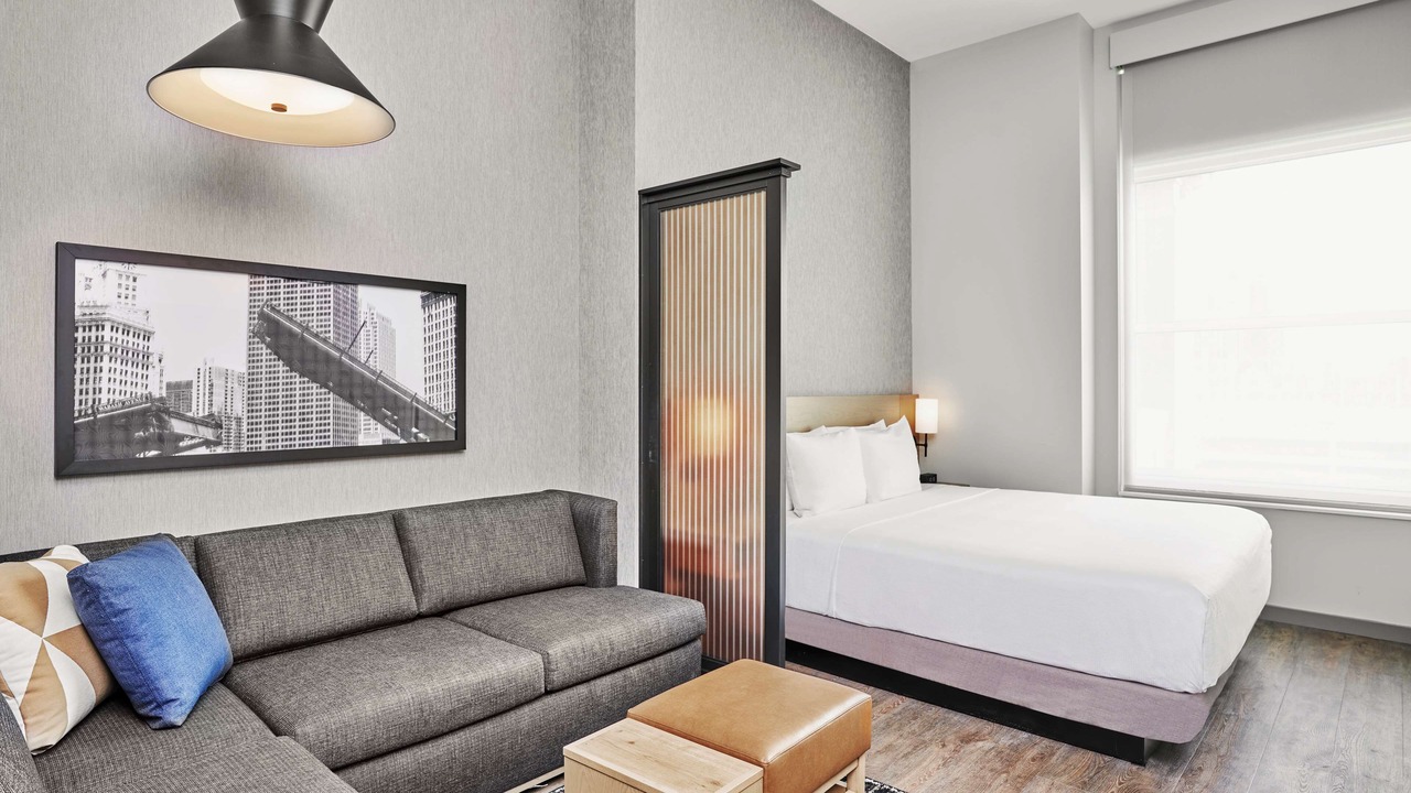 Photo of Bedroom in Illinois Medical District