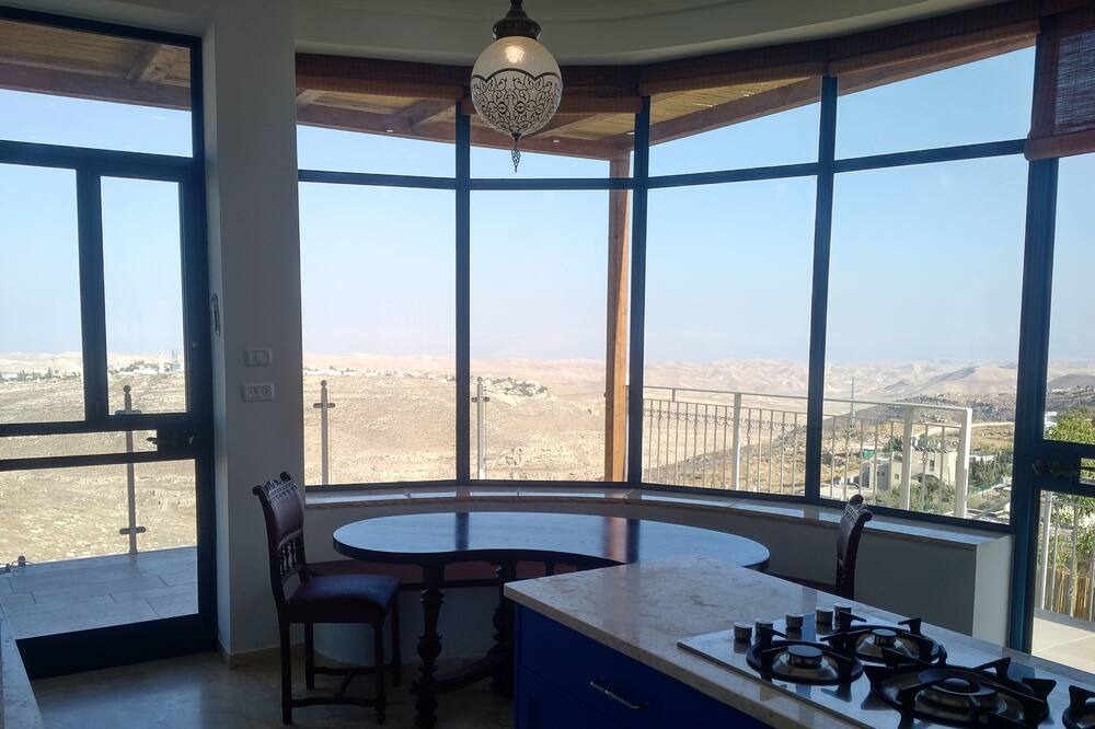 Photo of Bedroom in Tekoa