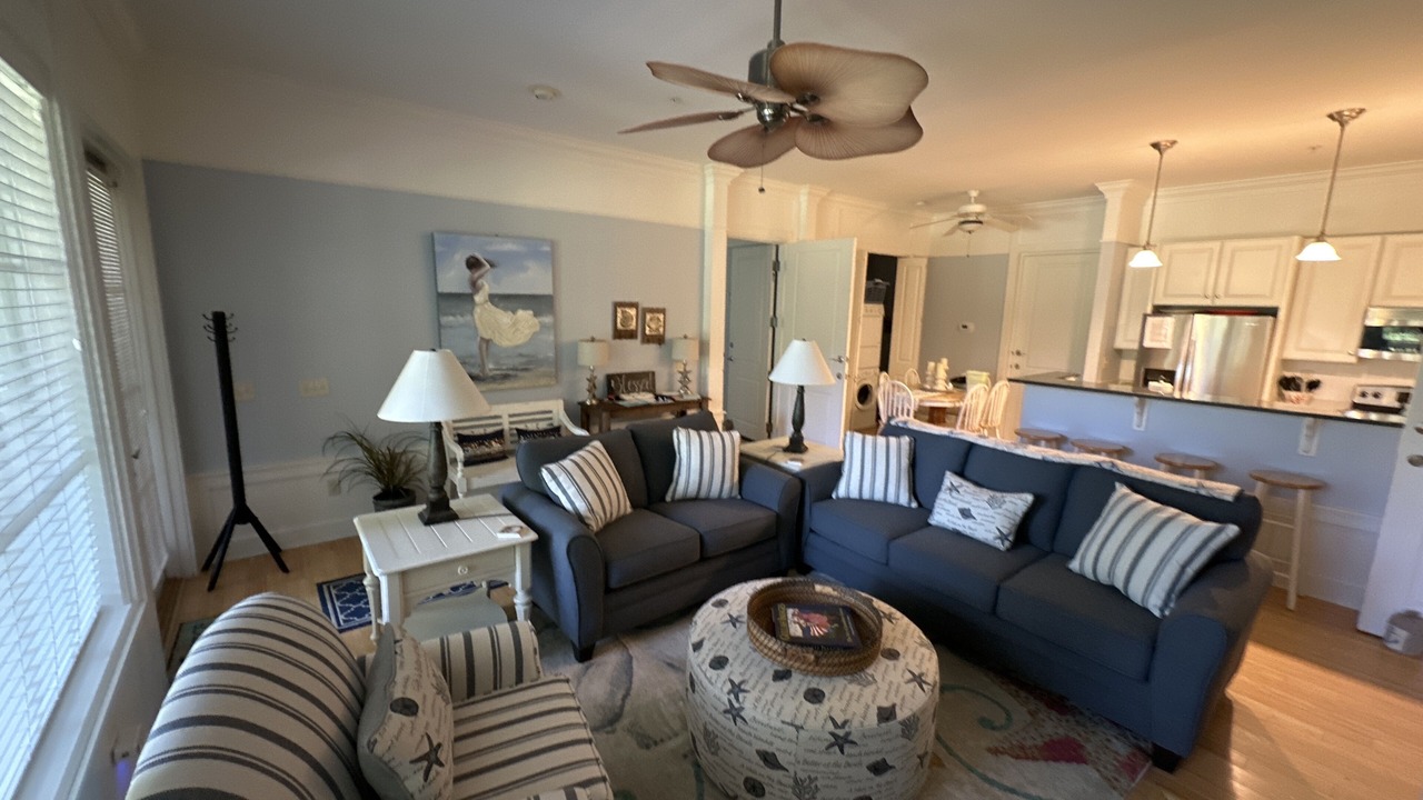 Photo of Livingroom in Melrose on the Beach