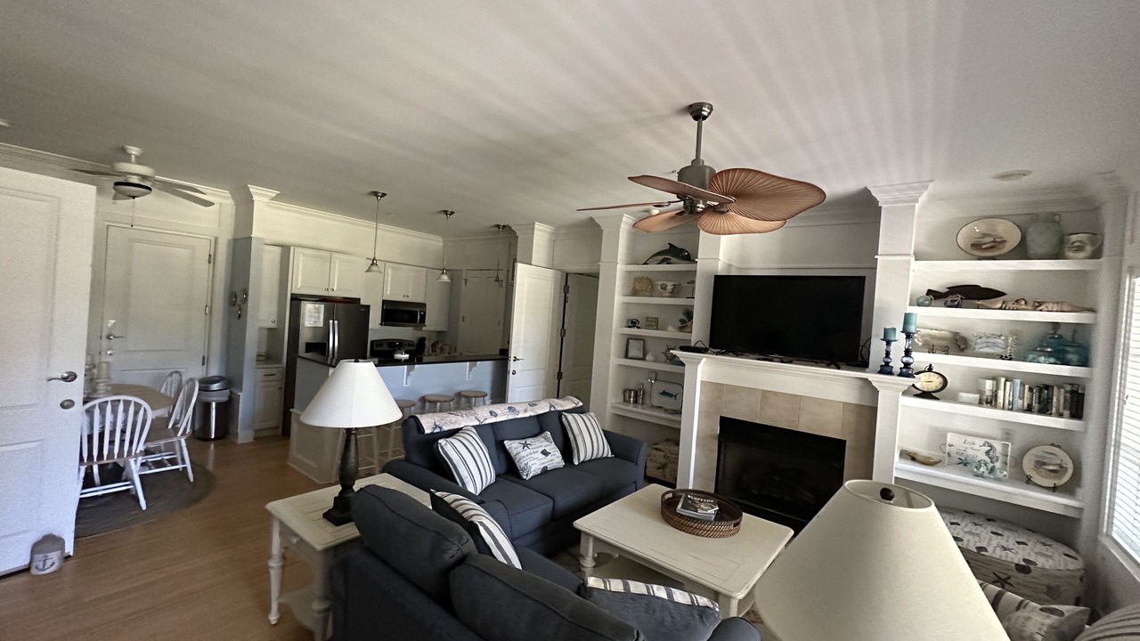 Photo of Livingroom in Melrose on the Beach